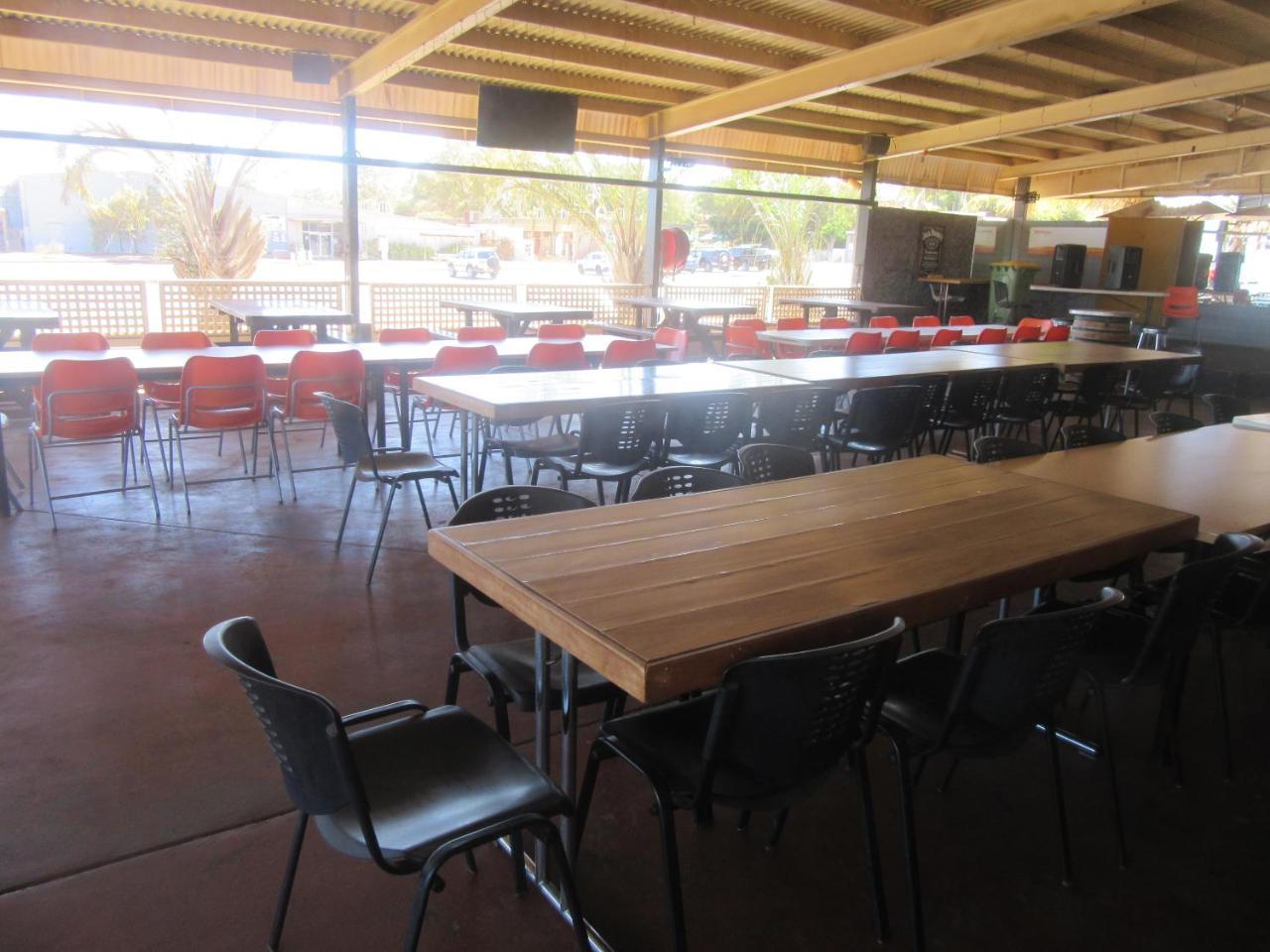 Dampier Mermaid Hotel Karratha Exterior foto